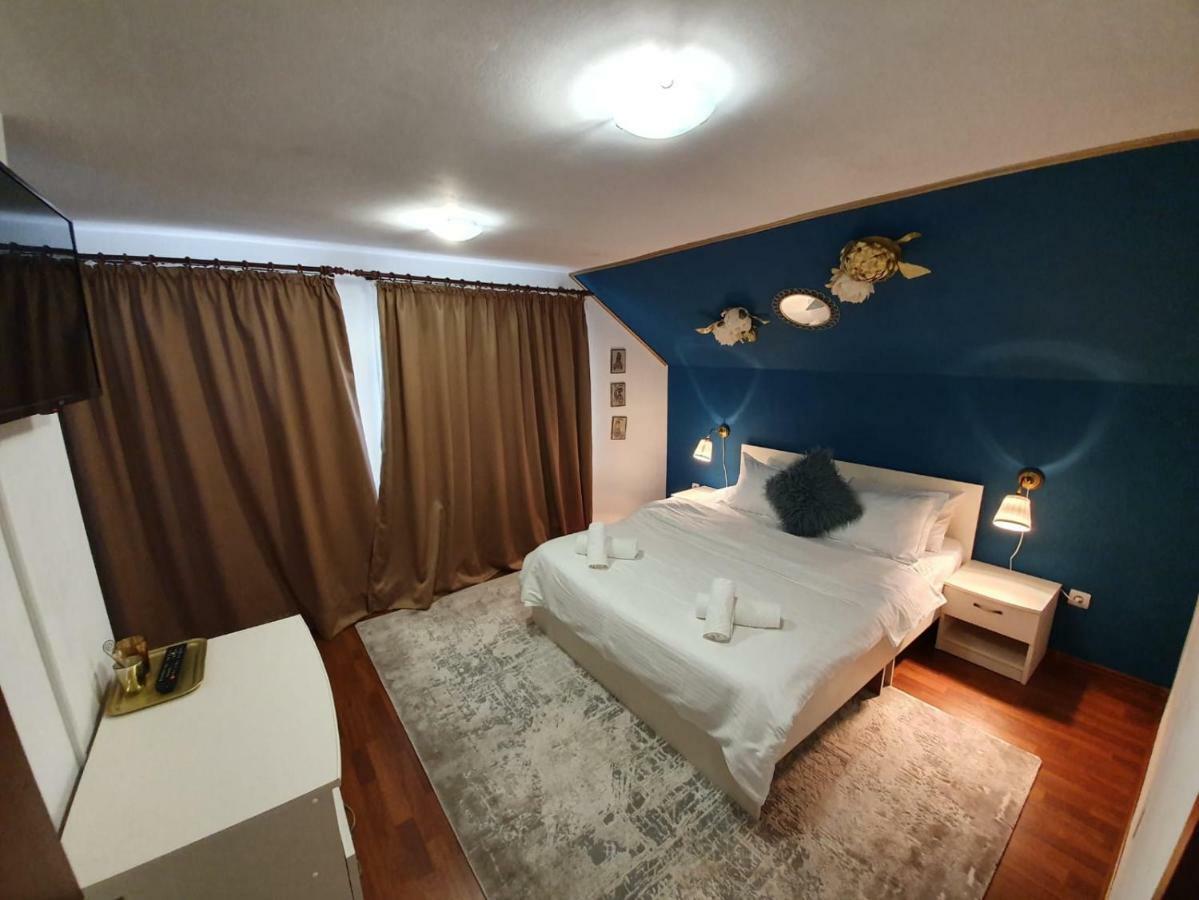 Casa Lucky Hotel Rîşnov Екстериор снимка
